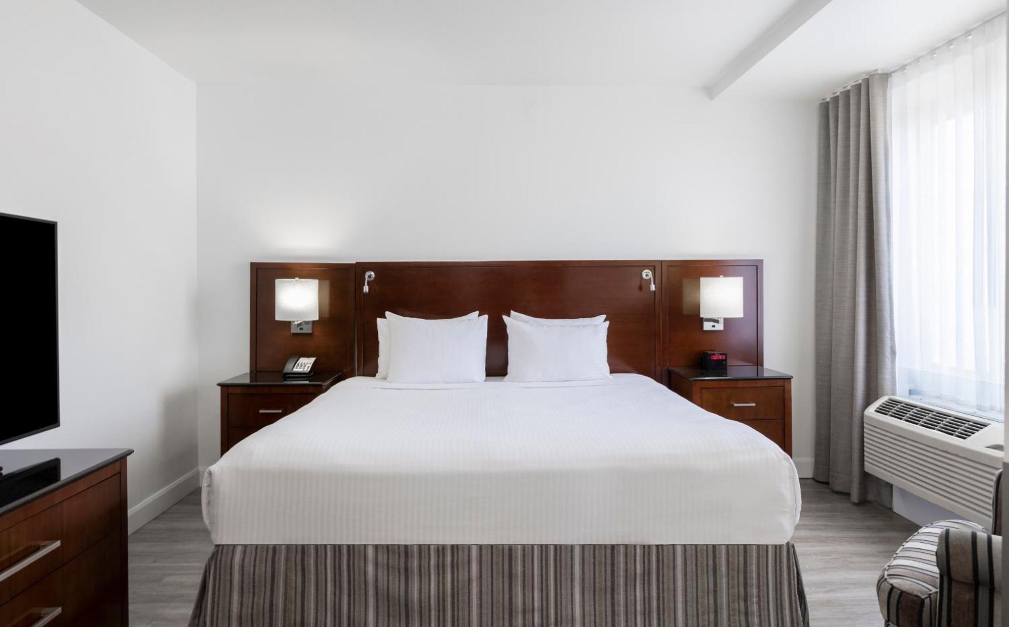 King Room,1612954551:JPEG