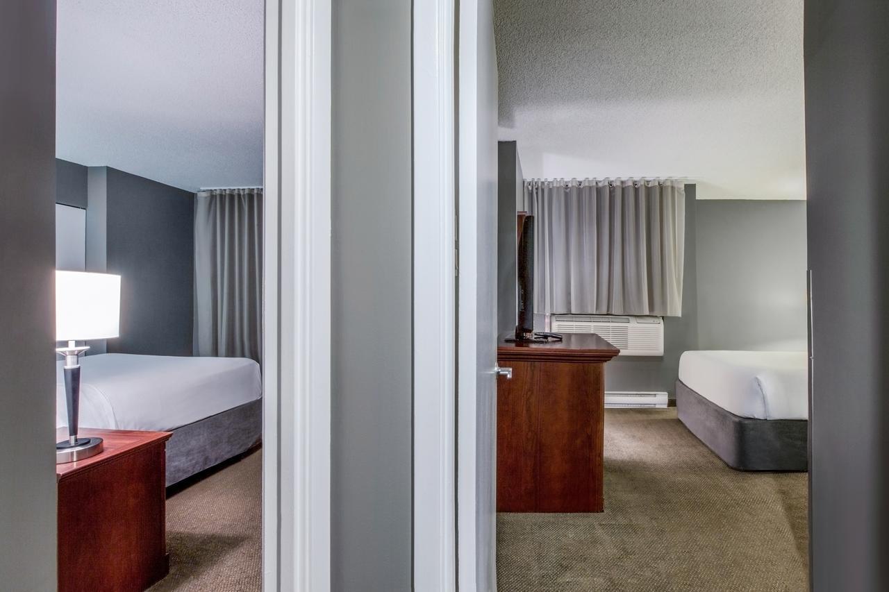 Two-Bedroom Suite Two Queen Beds,1583072789:JPEG