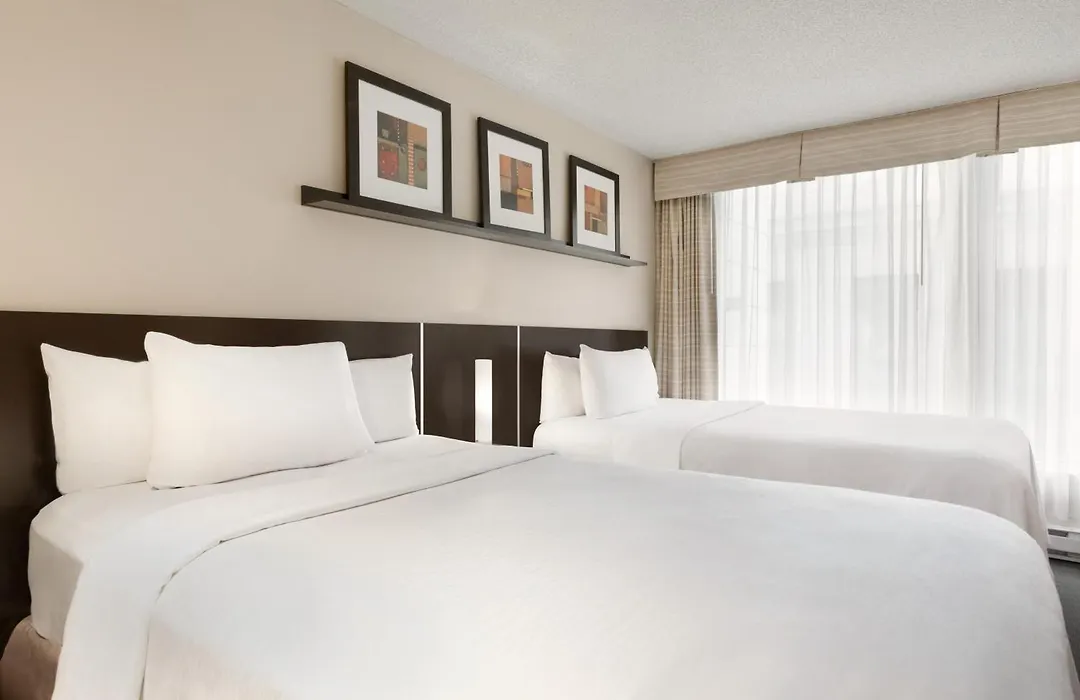 Embassy Suites By Hilton - Montreal-1