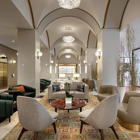Montreal Marriott Chateau Champlain-3